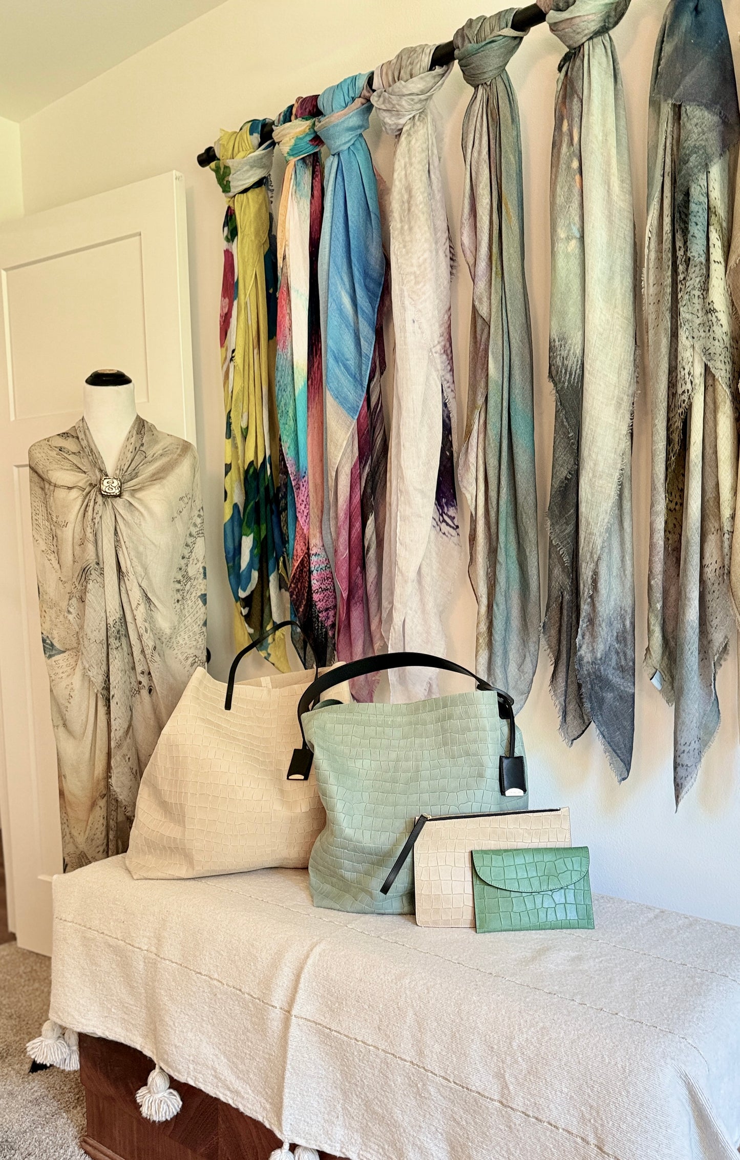 Oscar Beach Wristlet